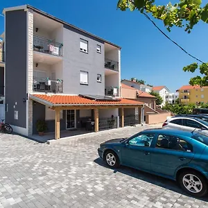 Bernardeta 1 Vendégház Baška